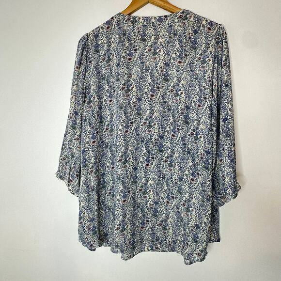 Rose +‎ Olive Pintuck Blouse Blue Floral Top Womans Plus 1X Flowy Cottagecore - Picture 3 of 9